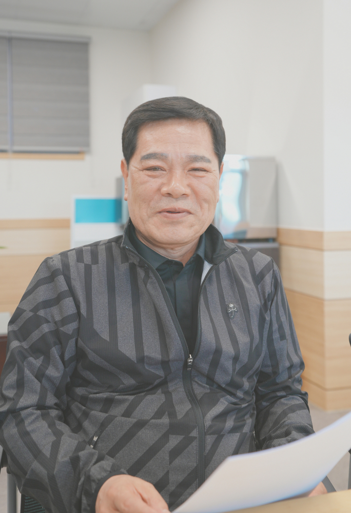 최성환 민간위원장. 이재욱 기자.