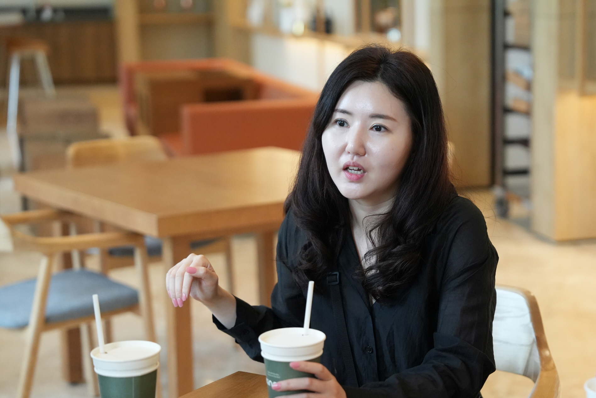 황윤경 씨는 커뮤니티 활성화 필요성에 대해 의견을 전했다. 김은경 기자