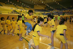 ‘협동과 단결, 우정의 축제’