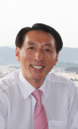 [인터뷰] 김석기 오사카 총영사