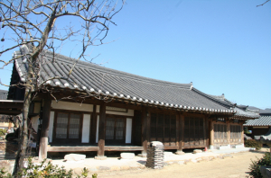 (8) 정무공 최진립 장군 고택 충의당忠義堂