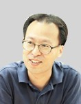 “넌 도대체 누구를 닮아서 공부를 못 하는 거니?”