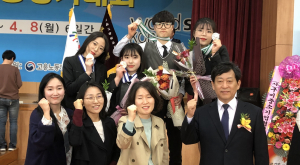 디자인으로 학교를 알린다