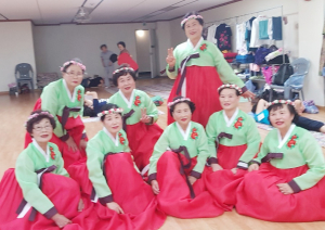 “나이는 숫자에 불과하다. 내 나이가 어때서~”