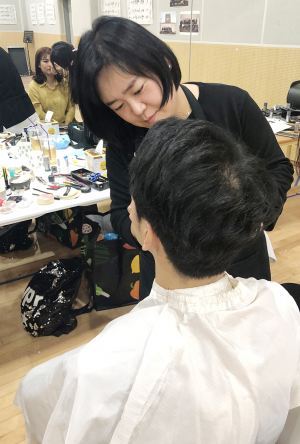 [시민기자가 만난 사람-메이크업, 분장 아티스트 정희린] 꿈으로 만나 누군가의 꿈 위해 자신감주며 기도하는 삶으로 변한 그녀