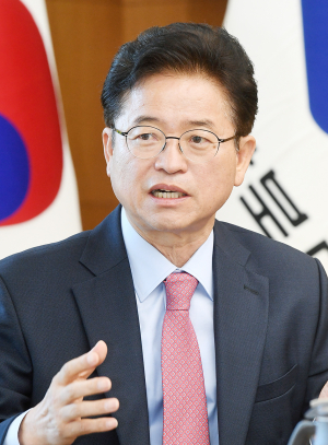 이철우 경북도지사 인터뷰-대구경북, 내일의 희망을 만들자