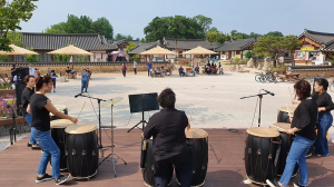 매주 토요일은 교촌마을으로!