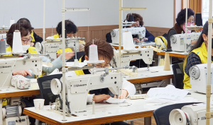 (사)경주시종합자원봉사센터, 비상시 대비한 면 마스크 만들기 재봉틀 강의 시범운영