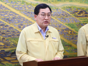 경주시 맥스터 공론화 결과 ‘밀봉’ 상태로 제출 
