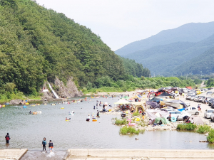 폭포와 숲, 사찰에서 맛보는 ‘산속 고을’ 산내면 여름 풍경