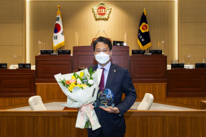 배진석 도의원 ‘대한민국 글로벌크라운대상’ 수상
