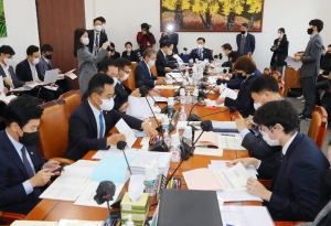 경주 SMR 국가산단 ‘빨간불’