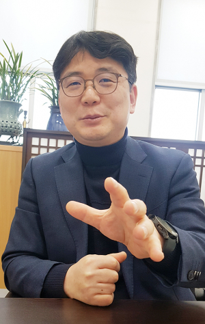 “국회 잘 이용하면 경주 발전에 큰 도움 됩니다”