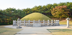 김유신묘-삼국통일 으뜸 공신… 죽어서는 왕이 되다