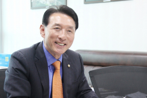 “후손에 자랑스럽게 물려줄 수 있는 경주를 만들겠습니다!”