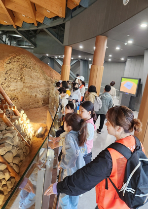 북경주교육발전위원회, 가족체험행사 ‘손에 손잡고’ 