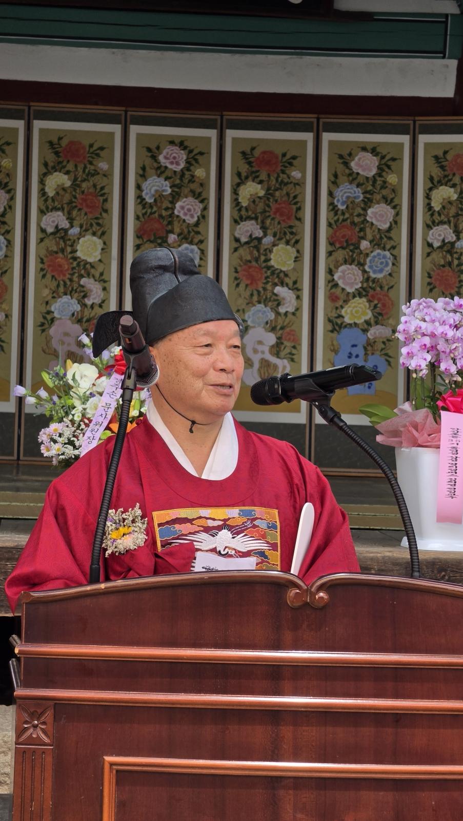 경주향교 정문탁 전교. 오선아 기자