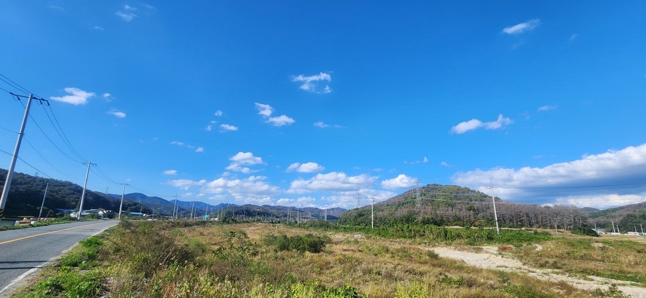 불석 산지인 경주시 문무대왕면 용동리 전경. <사진=전인식 제공>