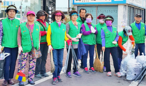 황오동 새마을회, 친절·청결 캠페인 펼쳐