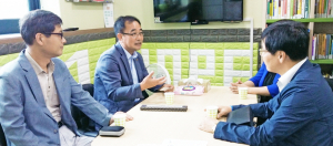 경북도 건축사회 실크로드 경주 2015 입장권 전달