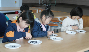모화초, 올바른 식생활을 위한 수저면허증제 실시