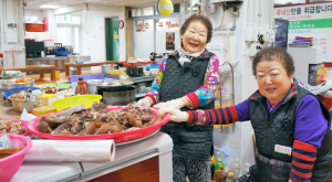 [93]‘보신에는 으뜸’… 고향 정취 가득한 소머리곰탕 한 그릇 하시죠