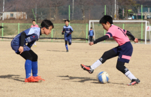 겨울에도 부는 축구 열풍