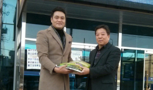황성동 랑콩뜨레제과, 사랑의 쌀 기탁