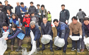 경주·포항 상생발전 한마음, 어린연어 합동 방류