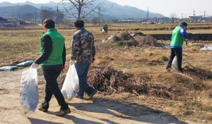 황남동 새마을협의회·부녀회 환경정화활동 펼쳐