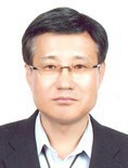 금장대 절벽에 선사시대의 그림이 있다