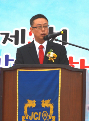 안강읍 단오절맞이 시민 민속씨름대회 성료