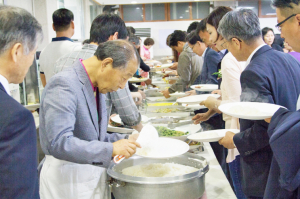환경미화원 위로회 가진 경주제일교회