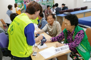 지진 피해복구에 온정의 손길 가득한 현장속으로