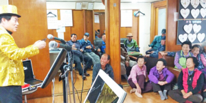 화랑초 5회 동기회 경로당 찾아 위문 한마당