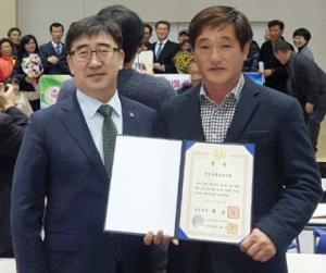 경주시멜론연합회 국무총리상 수상 영예