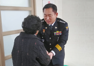 양우철 경주경찰서장, 지진 진원 지역으로 주민 향한 첫 발걸음