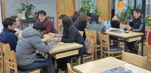 소년소녀가장 등 불우이웃돕기 일일찻집 열어