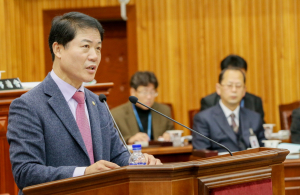윤병길 의원, ‘대한민국 지방의회 의정대상’ 수상