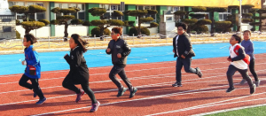 건강달리기로 여는 안강초의 아침