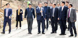 토함산자연휴양림서 현장 확대간부회의