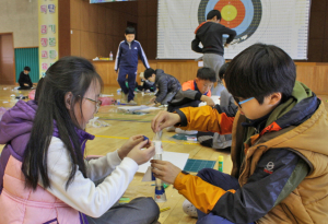 발명품 특상 수상 및 과학축제의 장 열려