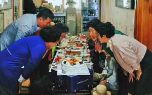 경주시여성단체협의회 지역 독거어르신 위한 생신축하서비스 열어
