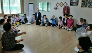 동천동주민센터, 초복맞이 지역 경로당 방문