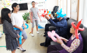 항상 행복한 어르신·손자손녀 ‘꿈과 희망 나누다’