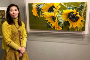 다양한 장르 넘나들며 끊임없는 변화 추구하는 서양화가 최미진 작가 ‘해바라기와 작은 소품전’
