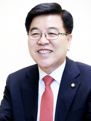 경북도지사 출마준비자 릴레이 인터뷰-김광림 국회의원 “일과 정책으로 거두어온 성과 도민들께”
