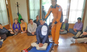 건천 의용소방대, 경로당 어르신 대상 심폐소생술 교육 가져