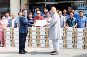 불국성림원, 산내면 경로당 국수 전달