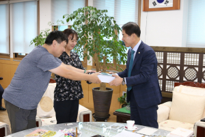 ‘경주시 학교급식 지원에 관한 조례’ 이행 촉구